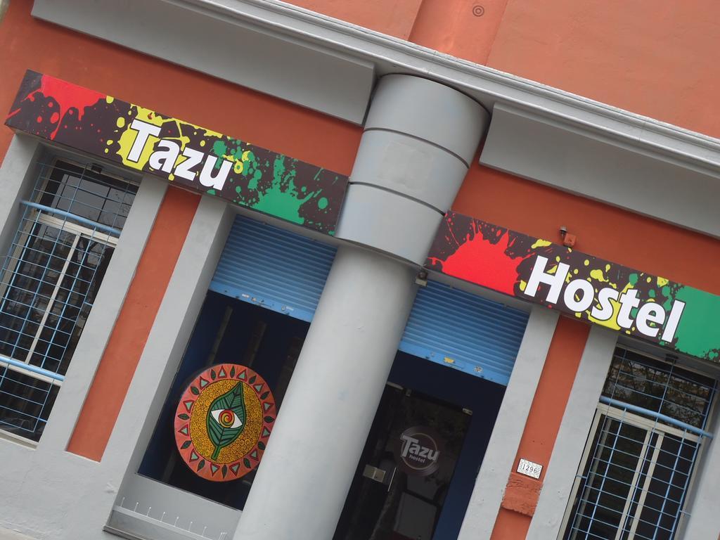 Tazu Hostel (Adults Only) 몬테비데오 외부 사진